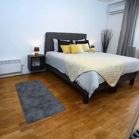 ☆beach Centar Large Stylish With Terrace Lägenhet *